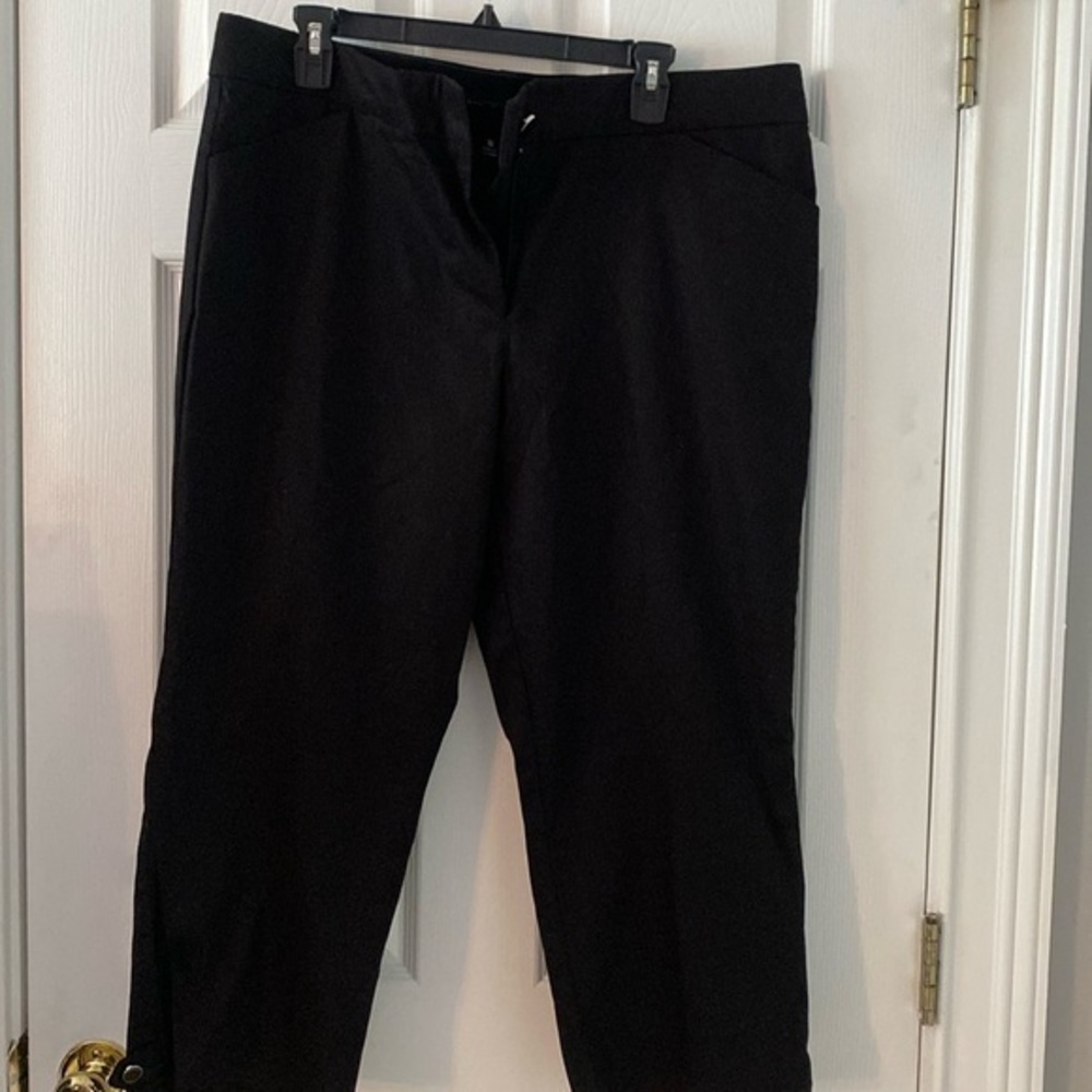 Women pants, capris